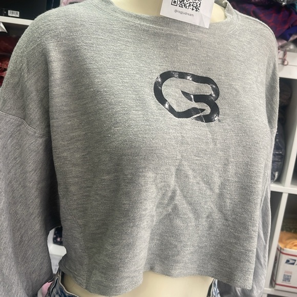 FREE PEOPLE FP MOVEMENTSurfside Crop Sweatshirt In Heather Grey - Picture 13 of 16